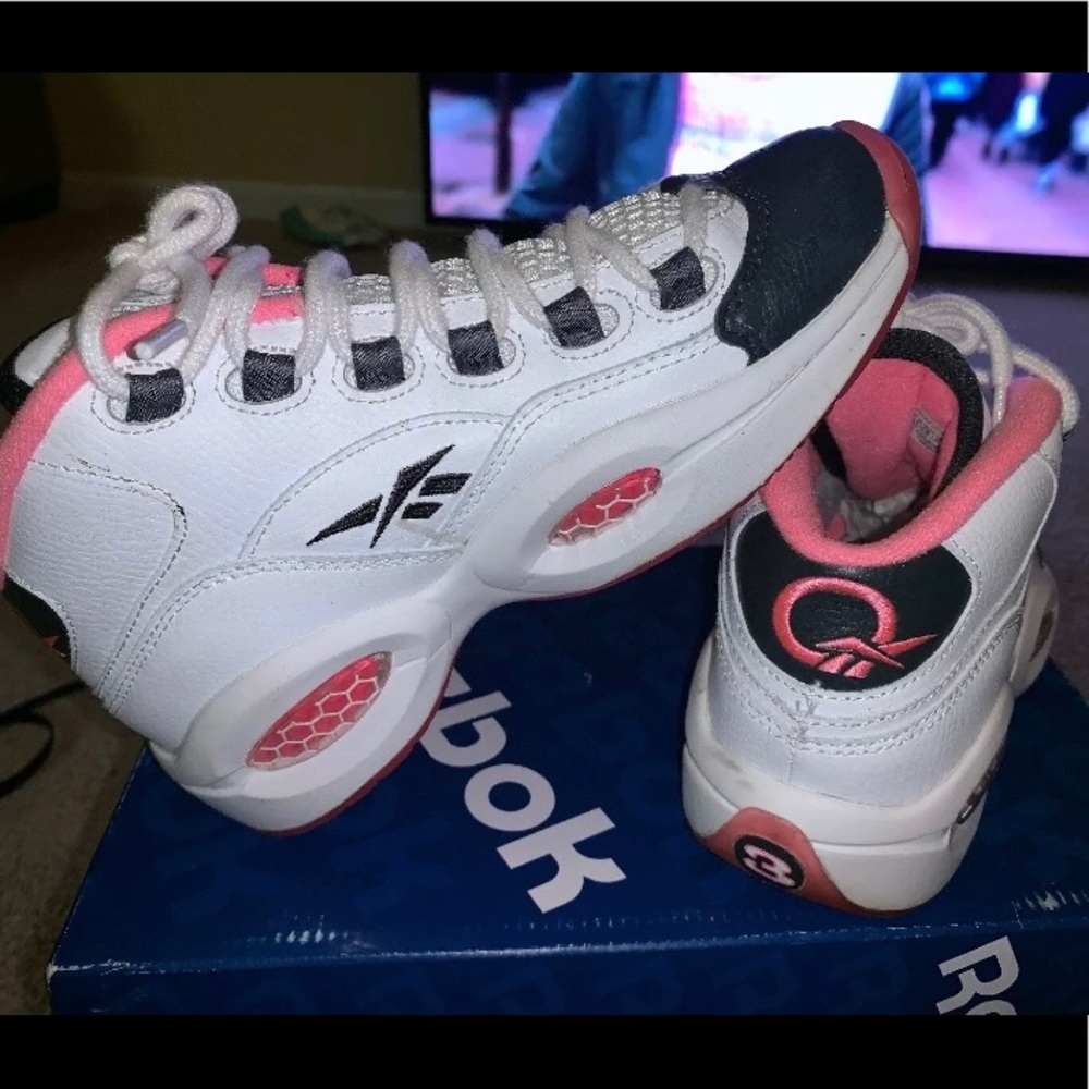 REEBOK YEAR OF THE SNAKE YOTS White/Pink/Gray 4.5